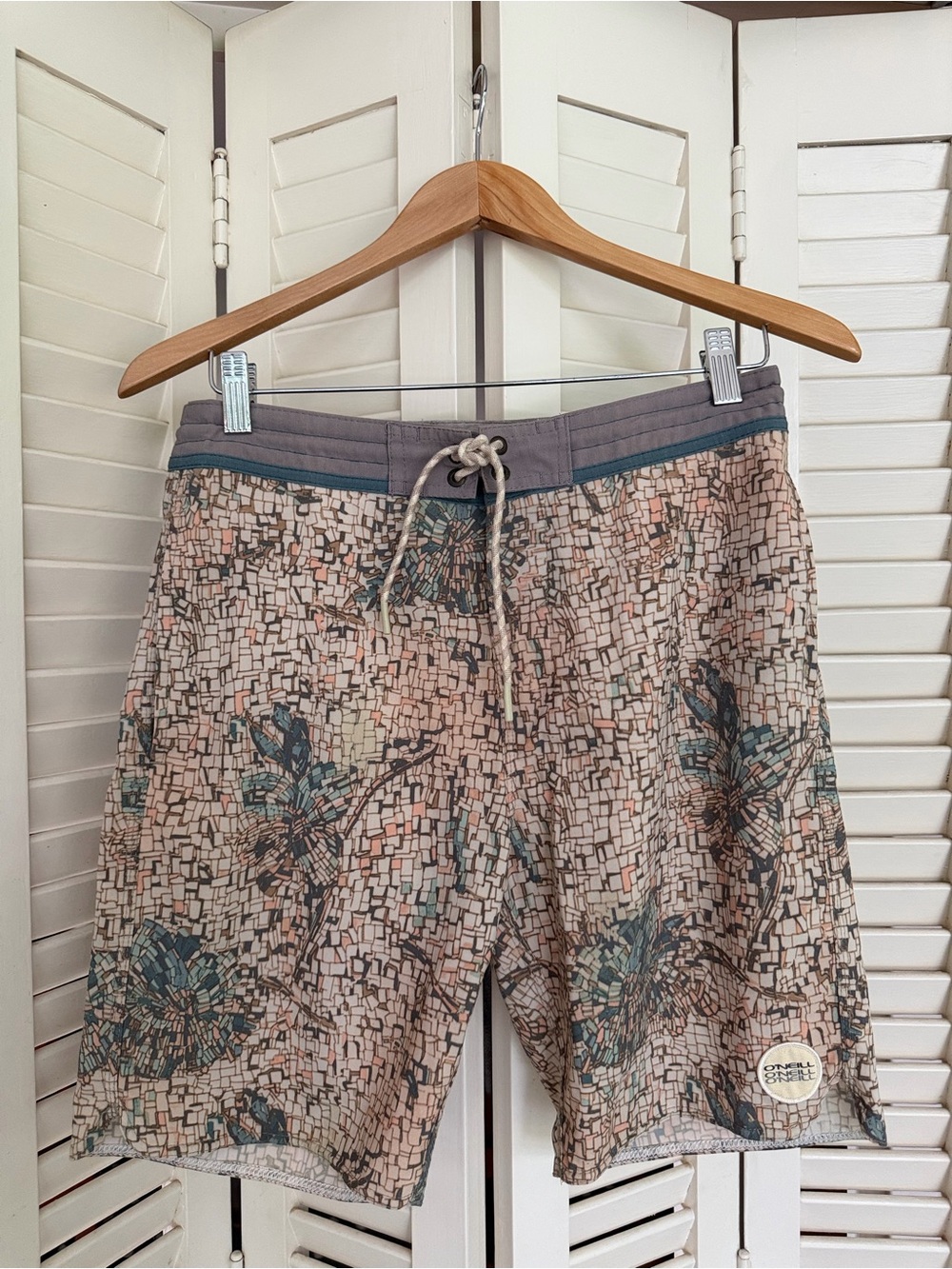 O’Neill Cruzers Mosaic Haze Board Shorts Mens 29 Floral Surf Swim Trunks - Picture 2 of 8